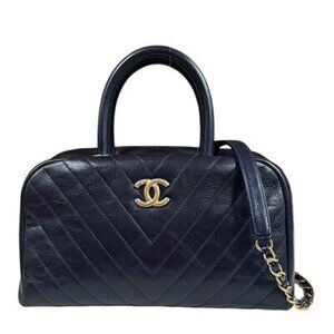 Chanel V stitch shoulder bag Navy Blue leather